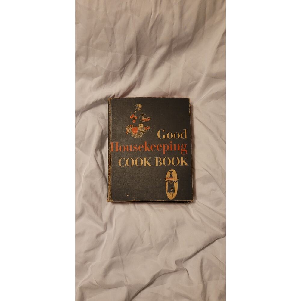 Vintage Good Housekeeping Cook Book 1955 Illustrated ed. Dorothy Marsh 760 Pages